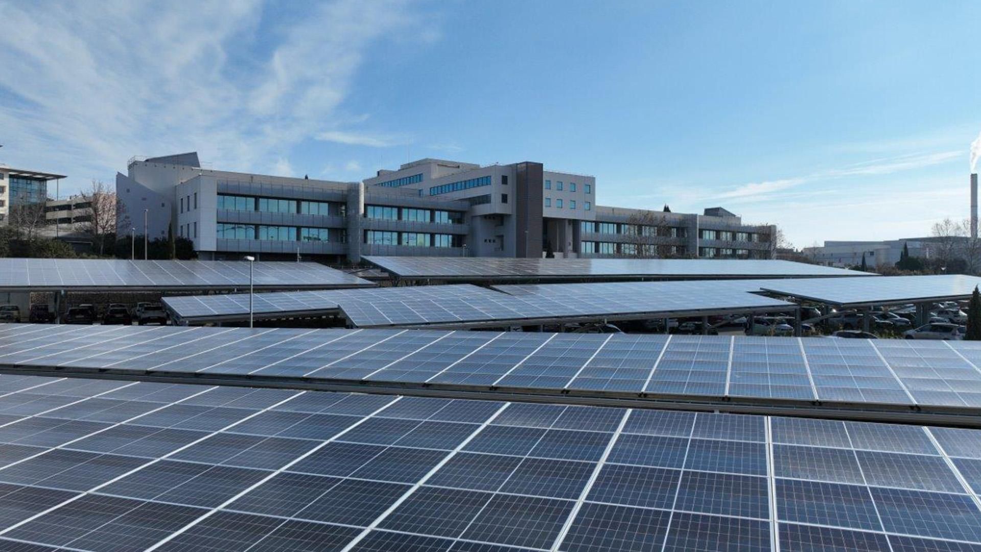 Panneaux solaires, Montpellier, France